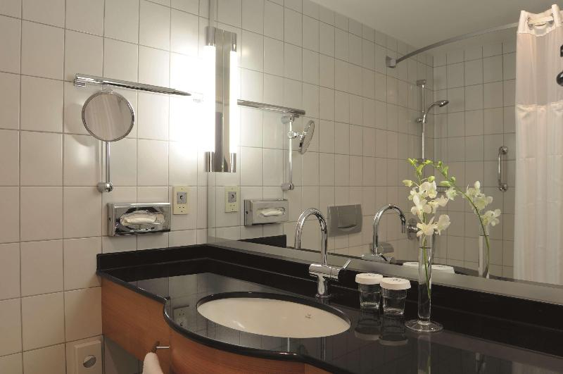 Radisson Blu Hotel Bremen - Oda