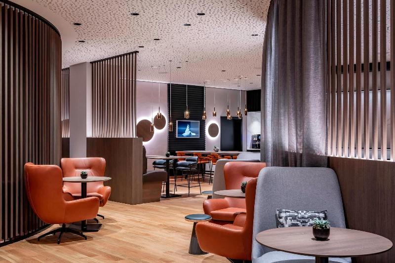 Marriott Hotel Frankfurt - Lobi