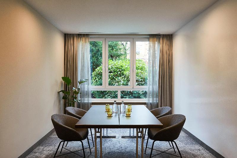 Crowne Plaza Hamburg - City Alster - Toplantı