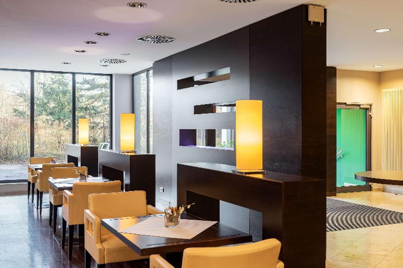 NH Stuttgart Airport - Restoran