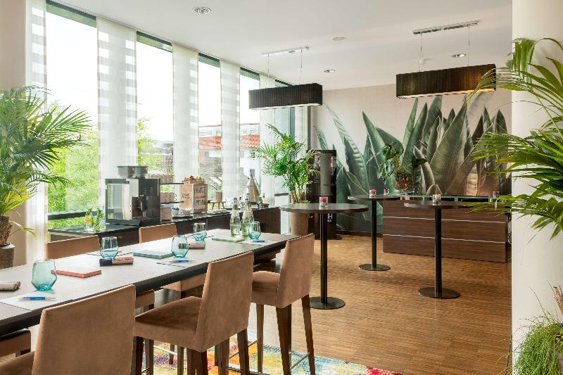 NH Stuttgart Airport - Restoran