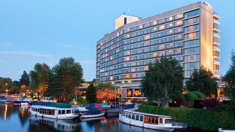 Hilton Amsterdam - Genel