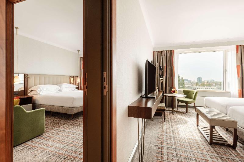 Hilton Amsterdam - Oda