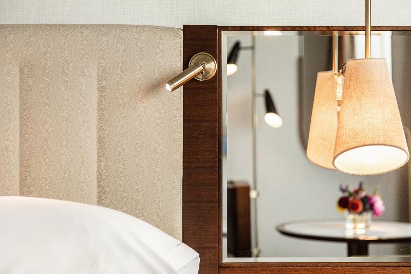 Hilton Amsterdam - Oda