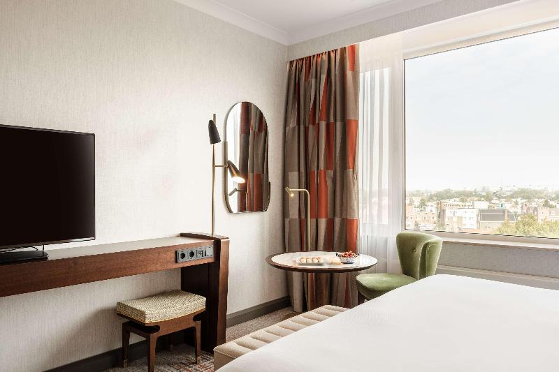 Hilton Amsterdam - Oda