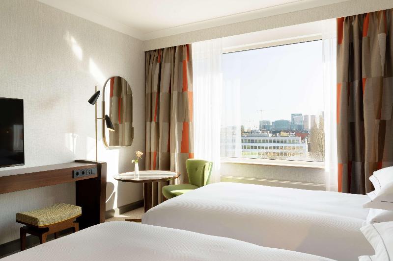 Hilton Amsterdam - Oda