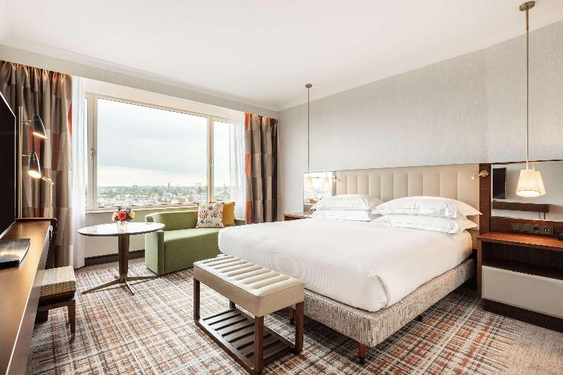 Hilton Amsterdam - Oda