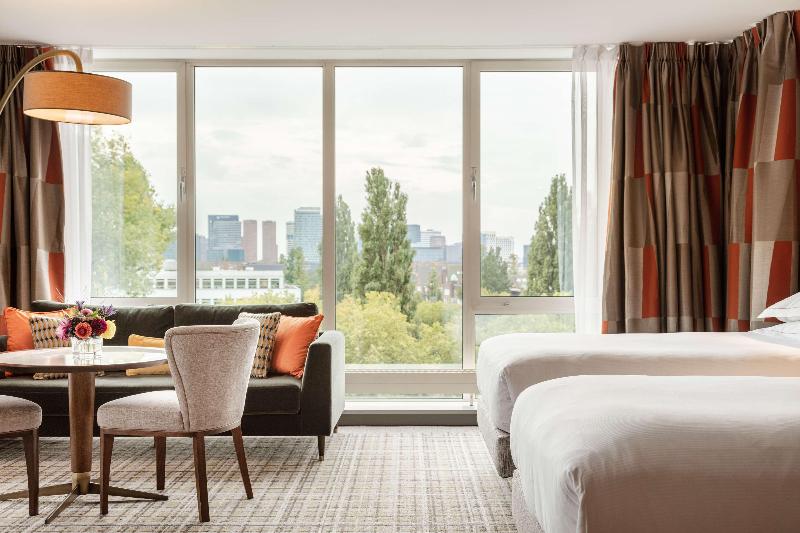 Hilton Amsterdam - Oda