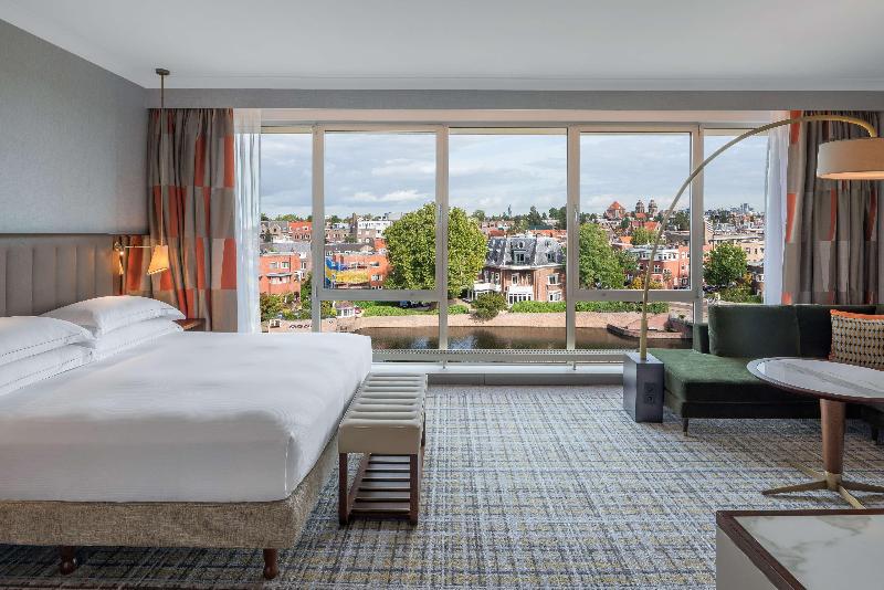 Hilton Amsterdam - Oda