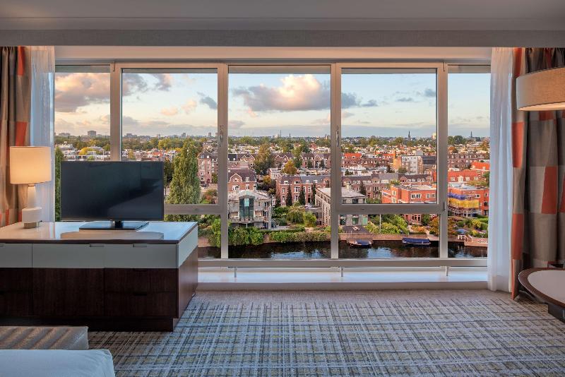 Hilton Amsterdam - Oda