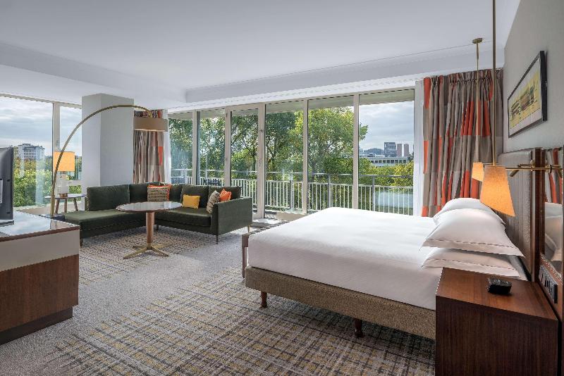 Hilton Amsterdam - Oda