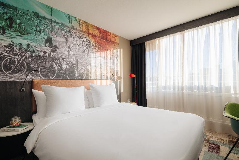 Leonardo Hotel Rotterdam Savoy - Oda