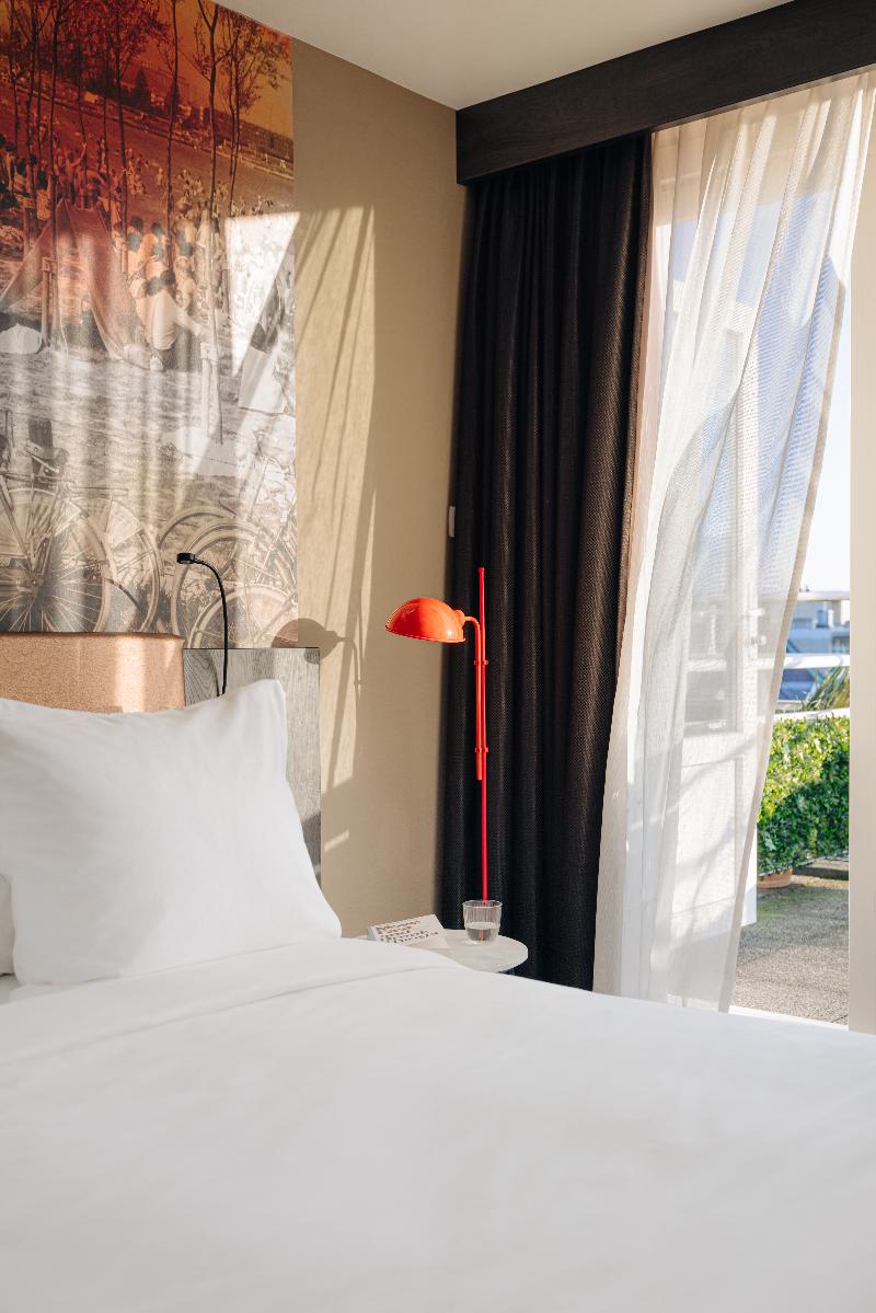 Leonardo Hotel Rotterdam Savoy - Oda
