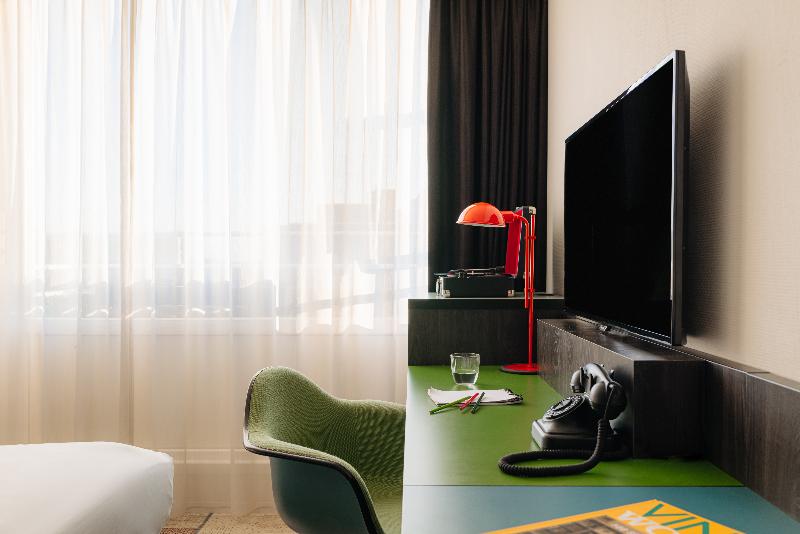 Leonardo Hotel Rotterdam Savoy - Oda