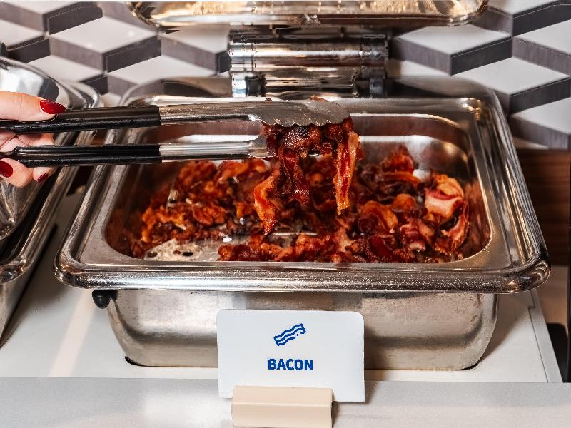 Holiday Inn Express Queens - Maspeth By IHG - Restoran