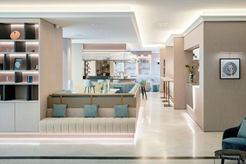 Grand Hotel Suisse Majestic, Autograph Collection - Lobi