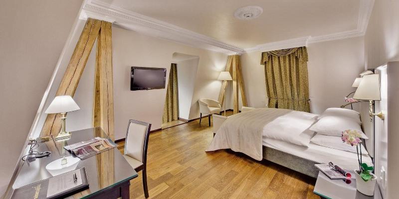 Grand Hotel Suisse Majestic, Autograph Collection - Oda