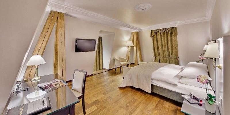 Grand Hotel Suisse Majestic, Autograph Collection - Oda