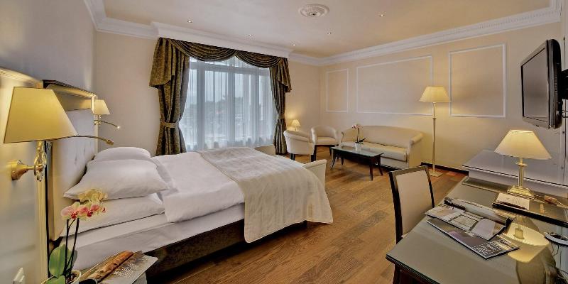 Grand Hotel Suisse Majestic, Autograph Collection - Oda