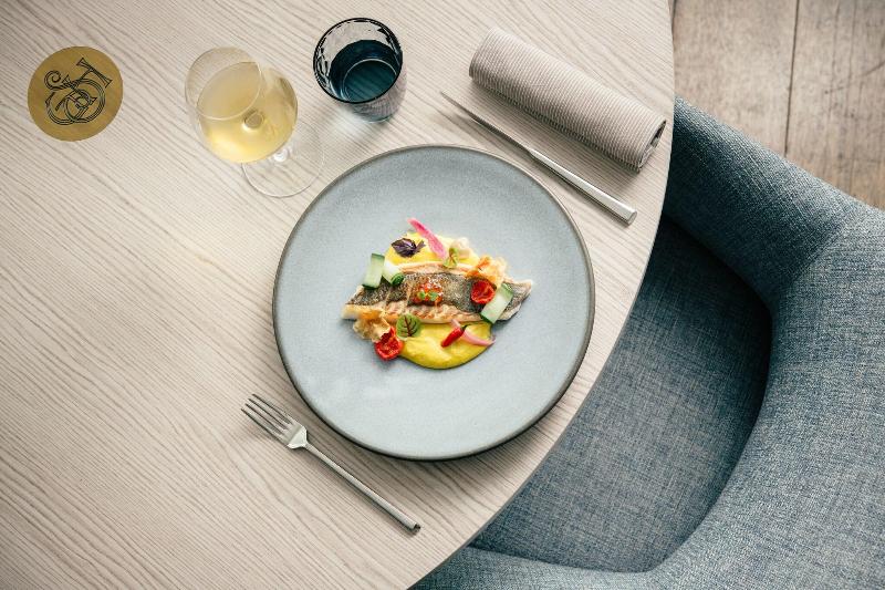 Grand Hotel Suisse Majestic, Autograph Collection - Restoran