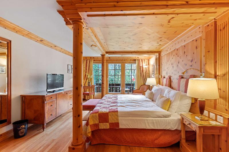 Grand Hotel Zermatterhof - Oda
