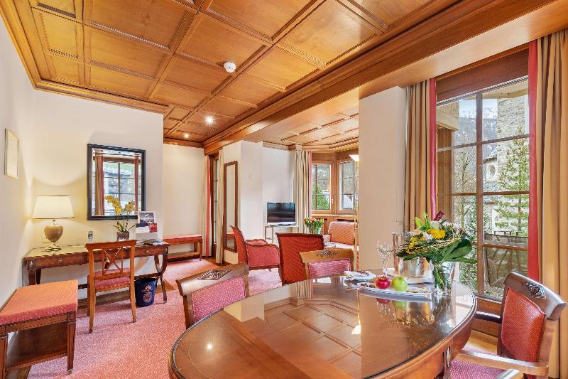 Grand Hotel Zermatterhof - Oda