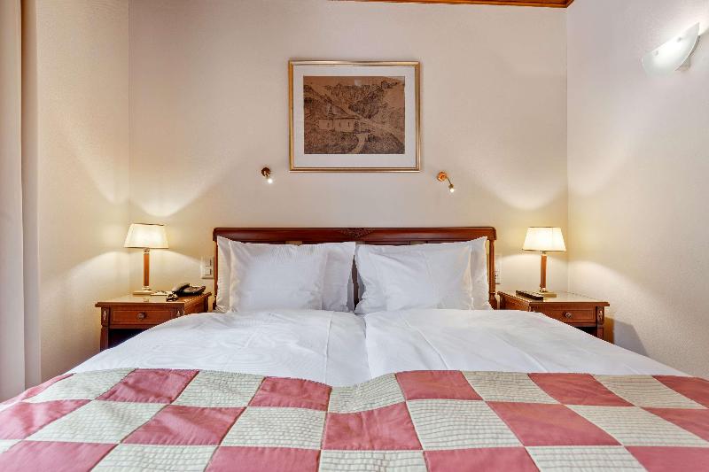 Grand Hotel Zermatterhof - Oda