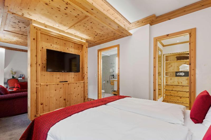 Grand Hotel Zermatterhof - Oda