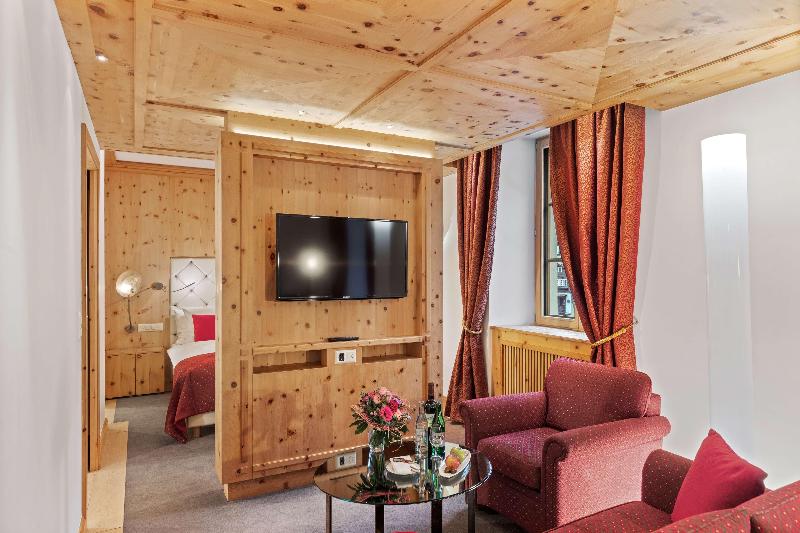Grand Hotel Zermatterhof - Oda