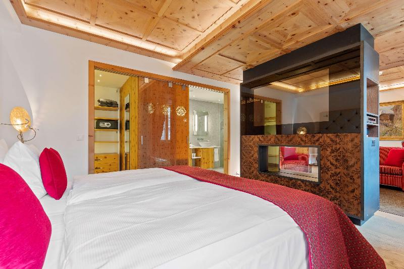 Grand Hotel Zermatterhof - Oda