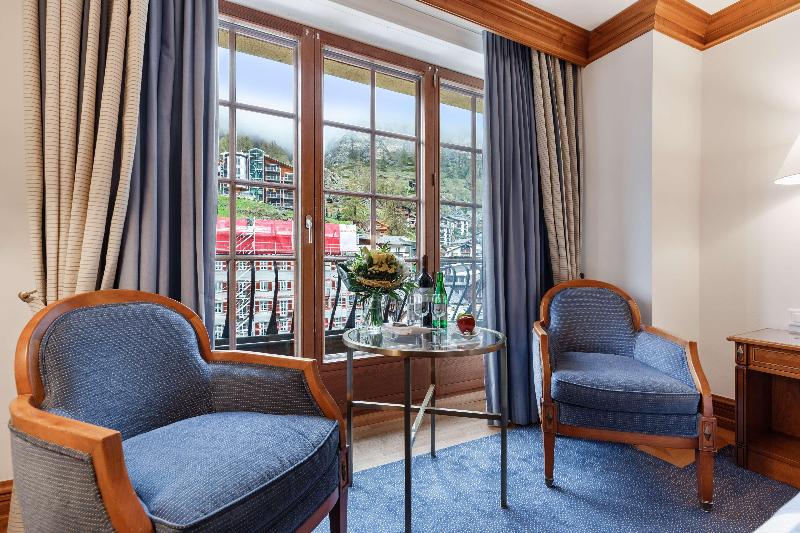 Grand Hotel Zermatterhof - Oda