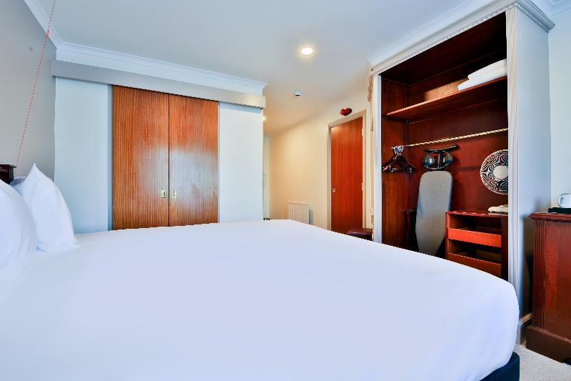 Copthorne Hotel Cardiff-Caerdydd - Oda