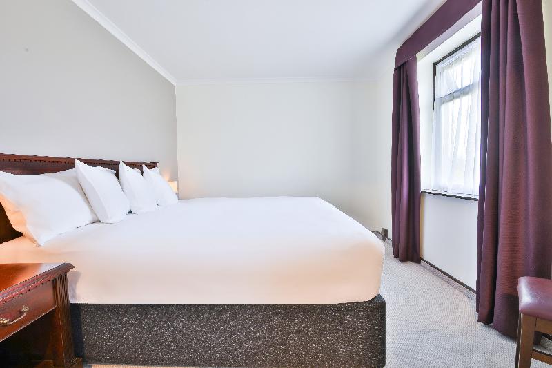Copthorne Hotel Cardiff-Caerdydd - Oda