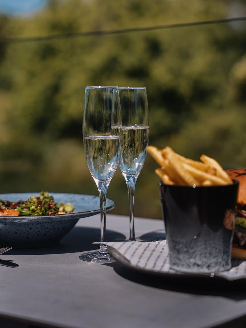 Copthorne Hotel Cardiff-Caerdydd - Restoran