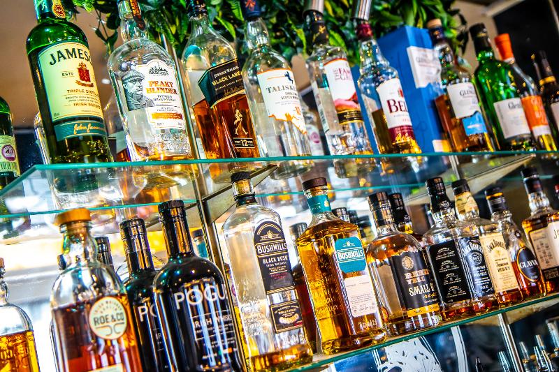 Adelphi Hotel - Bar