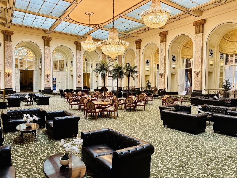 Adelphi Hotel - Lobi