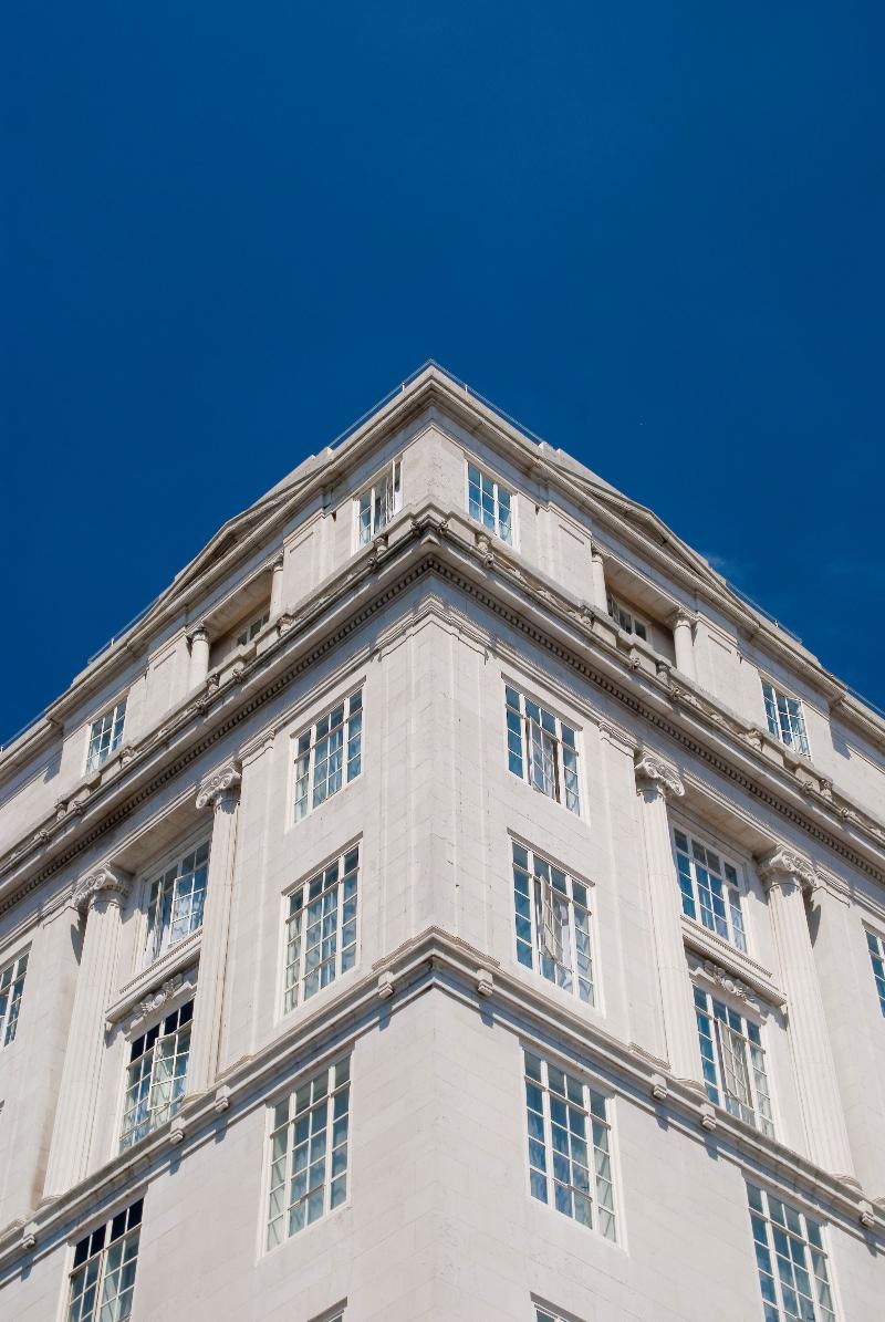 Adelphi Hotel - Genel