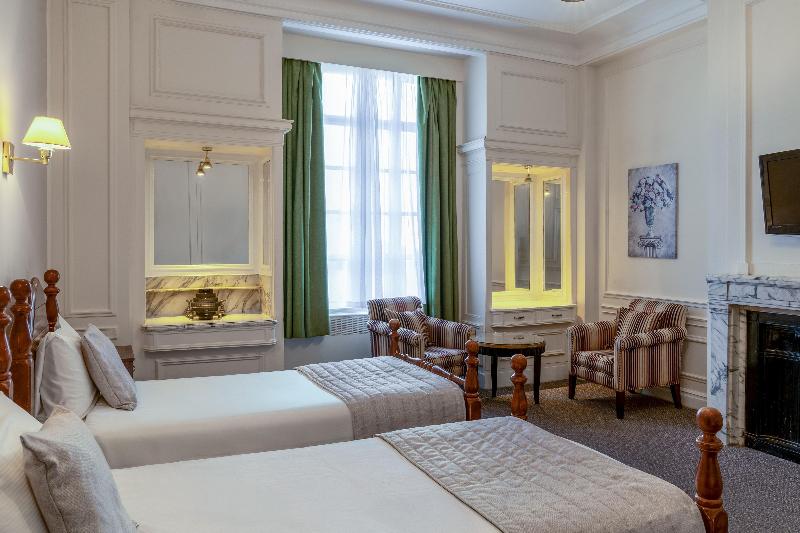 Adelphi Hotel - Oda