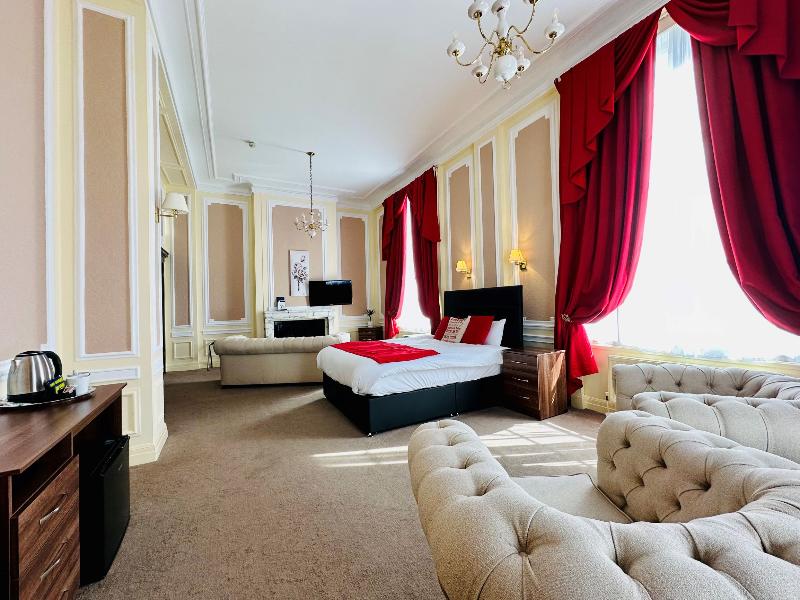 Adelphi Hotel - Oda