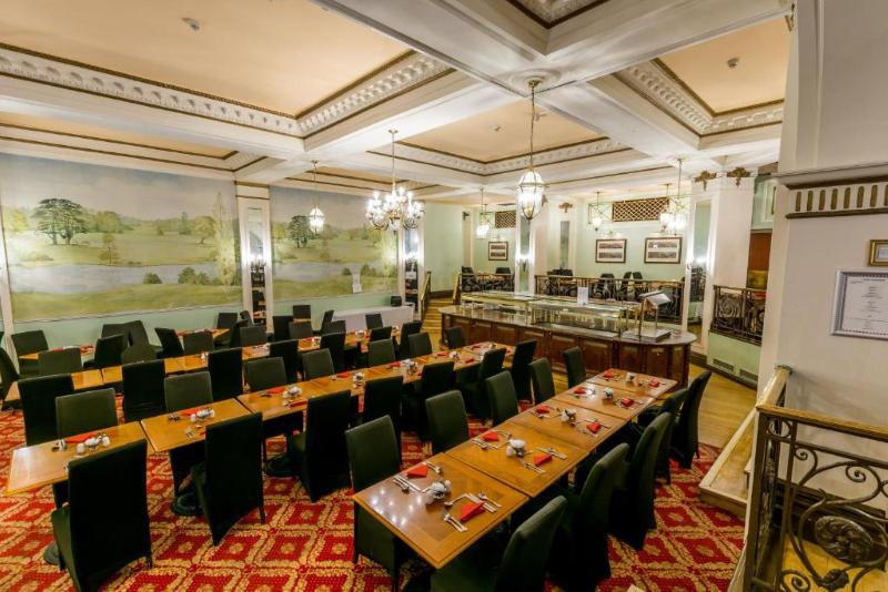 Adelphi Hotel - Restoran