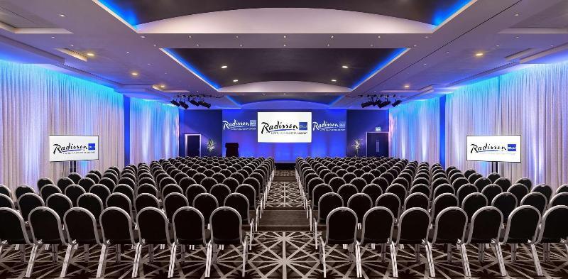 Radisson Blu Hotel Manchester Airport - Toplantı
