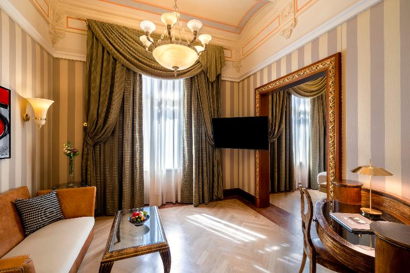 NH Collection Prague Carlo IV - Oda