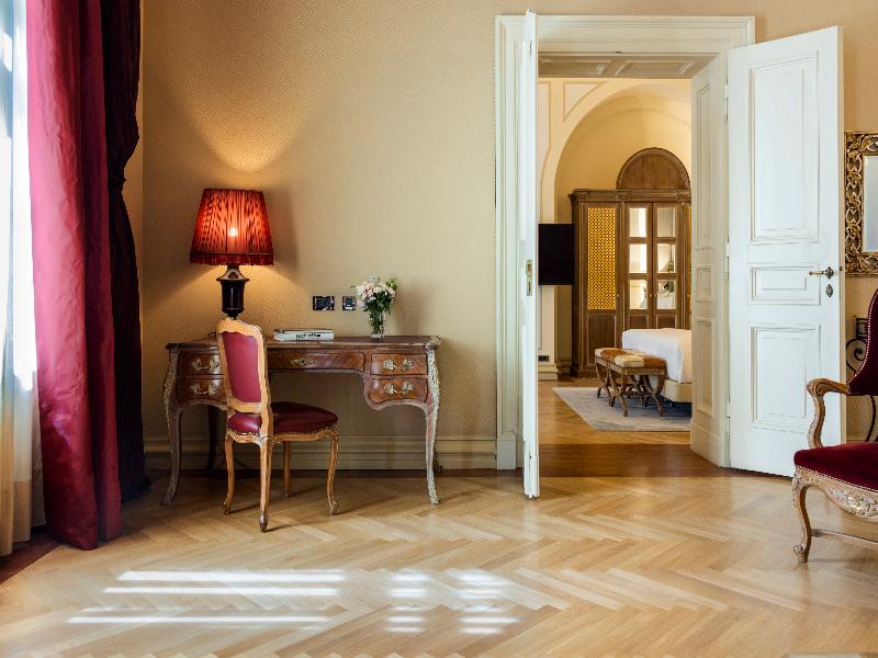 NH Collection Prague Carlo IV - Oda