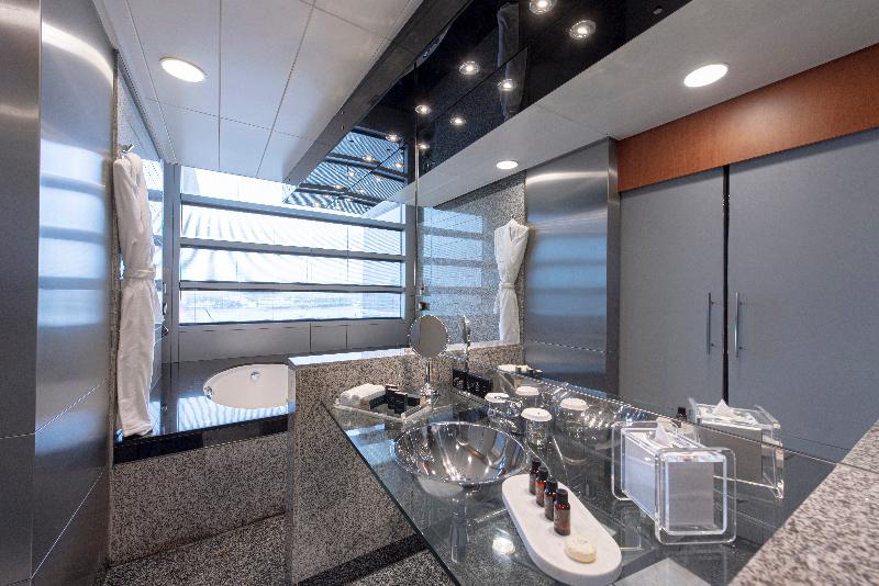 Movenpick Dubai Creek - Oda