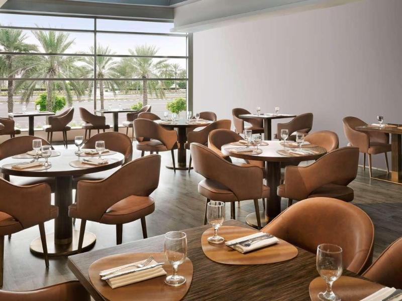 Movenpick Dubai Creek - Restoran