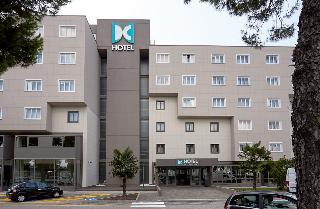 Dc Hotel International