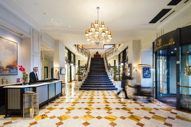 Fairmont Le Montreux Palace - Lobi