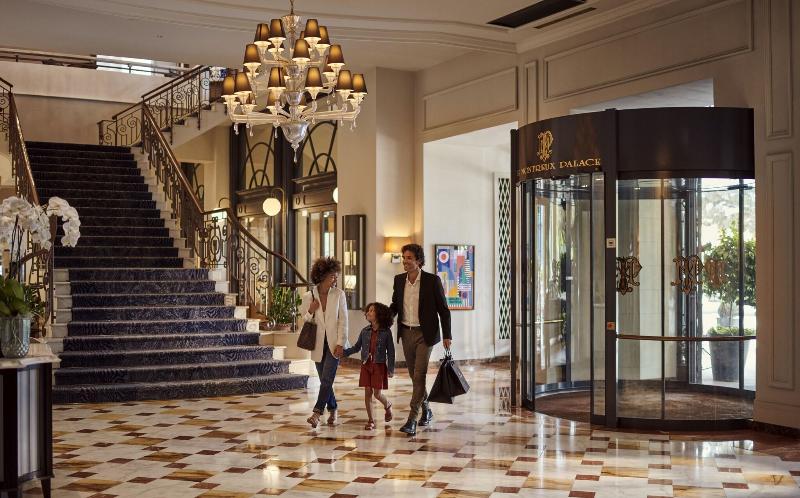 Fairmont Le Montreux Palace - Lobi