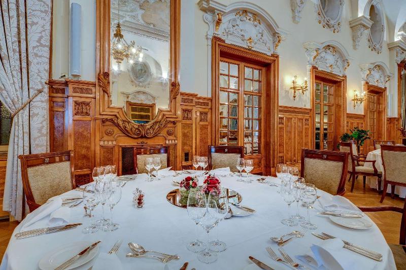 Fairmont Le Montreux Palace - Toplantı