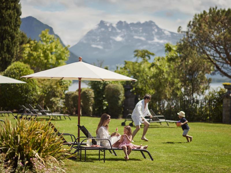 Fairmont Le Montreux Palace - Genel